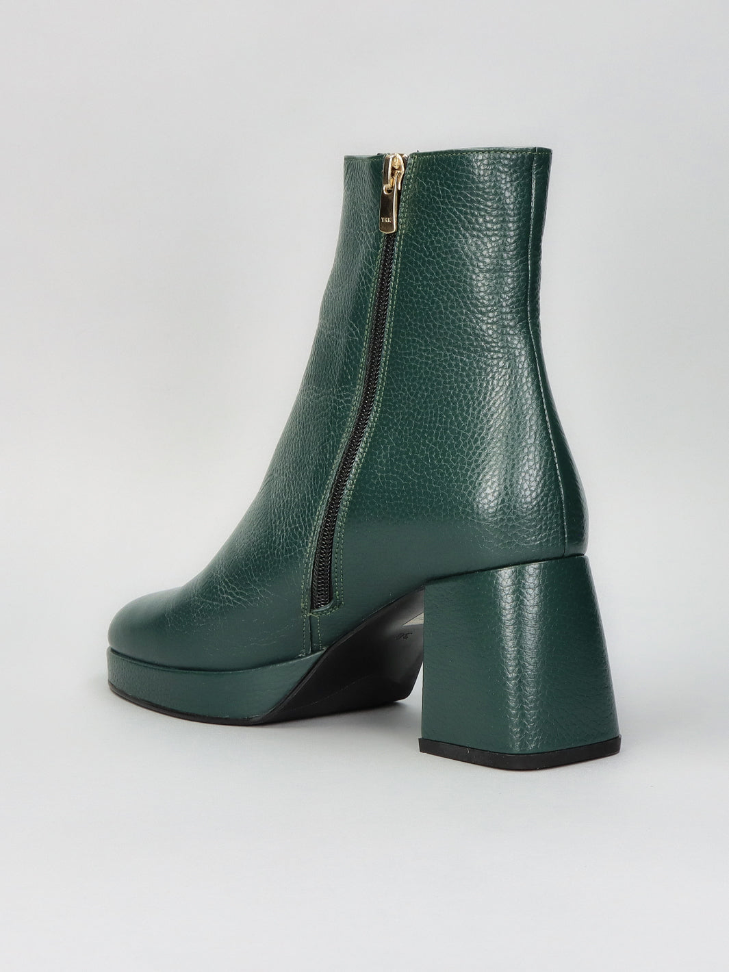 LEATHER ANKLE BOOTS - GREEN