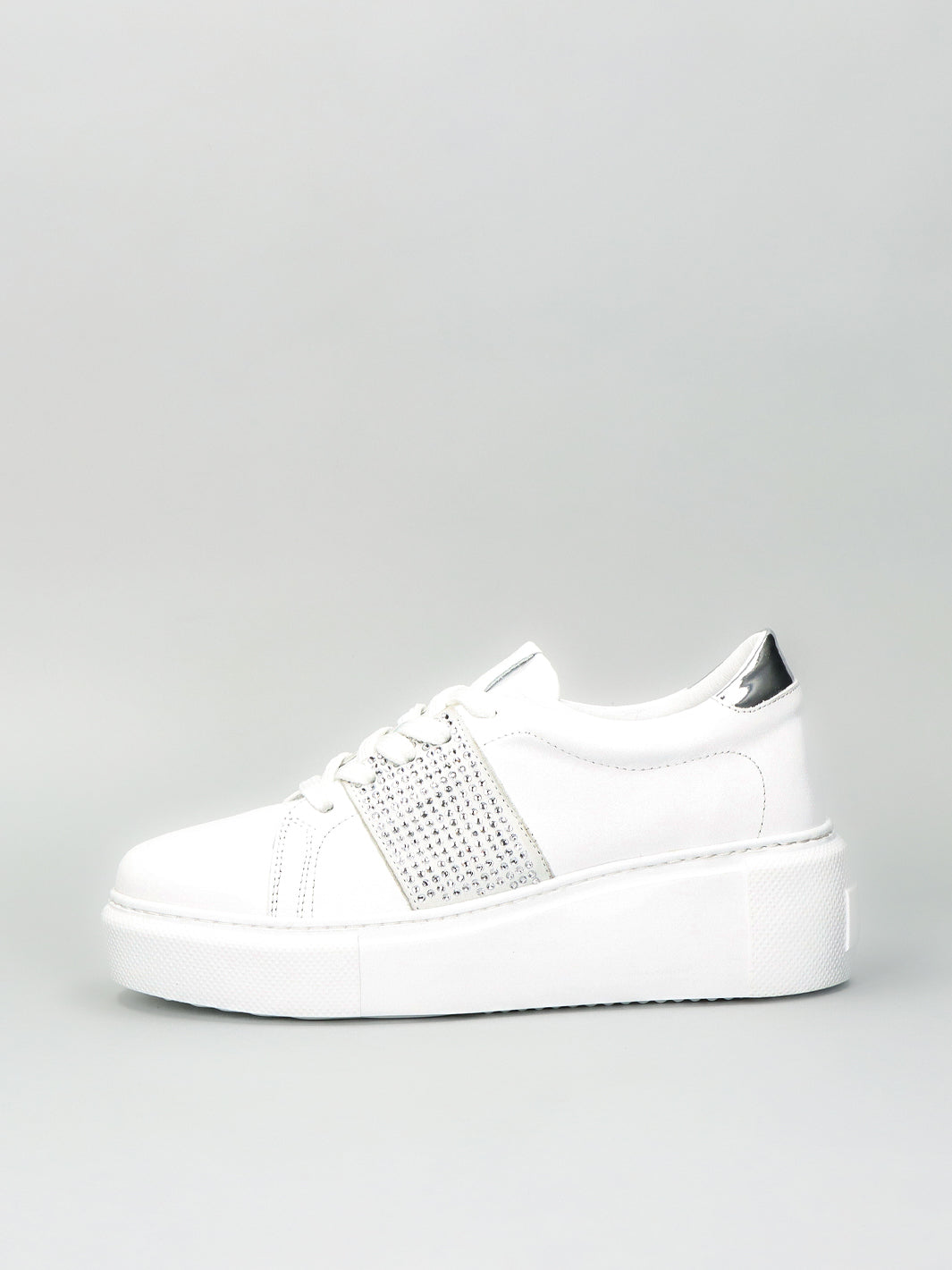 LEATHER SNEAKER - WHITE