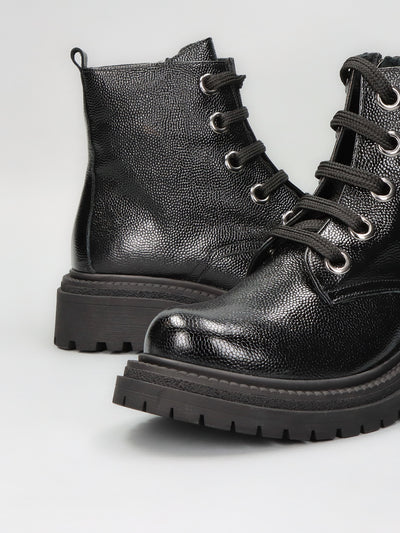 LEATHER ANKLE BOOTS - BLACK