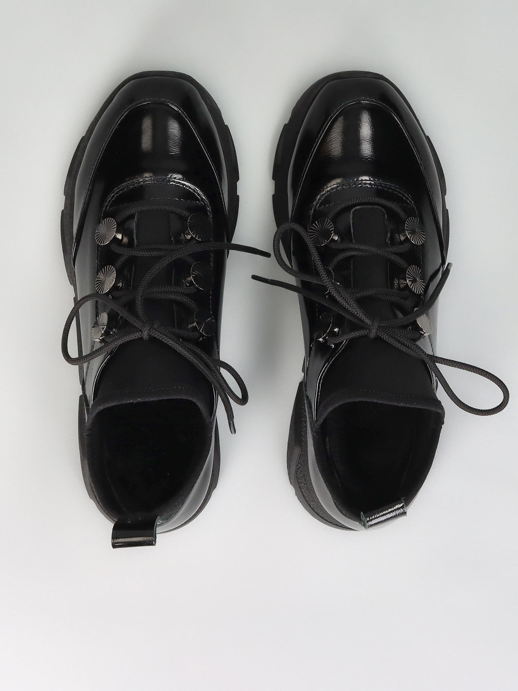 LEATHER SNEAKER - BLACK