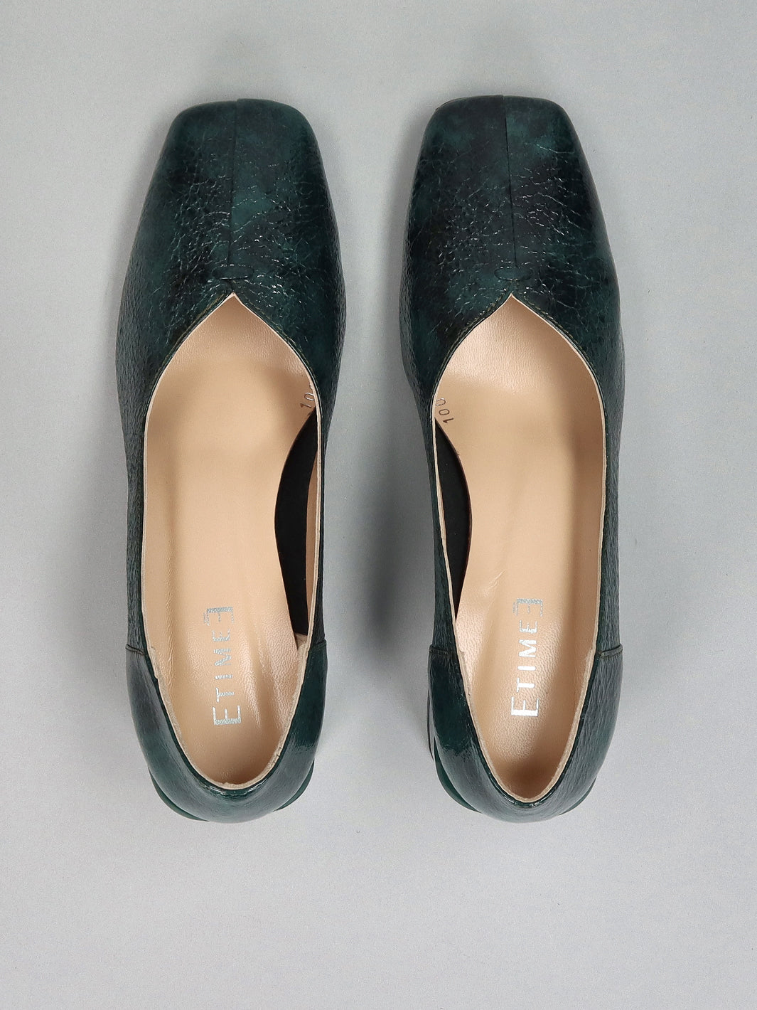 LEATHER PUMPS - GREEN