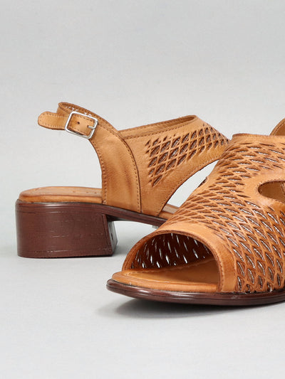 LEATHER SANDALS - COGNAC BROWN