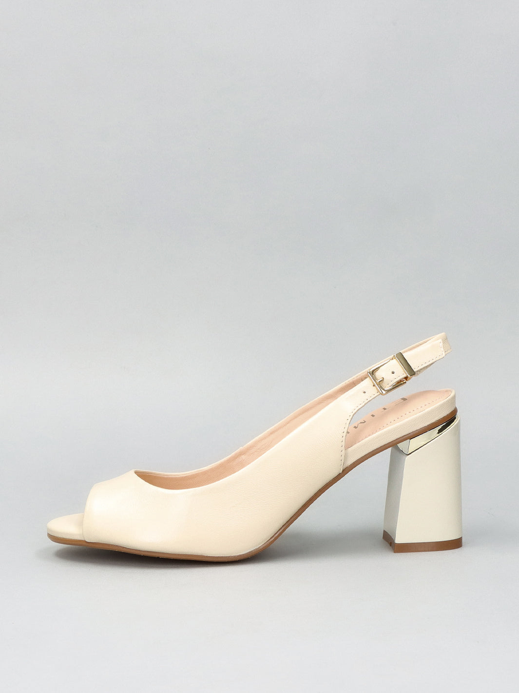 LEATHER SANDALS - BEIGE