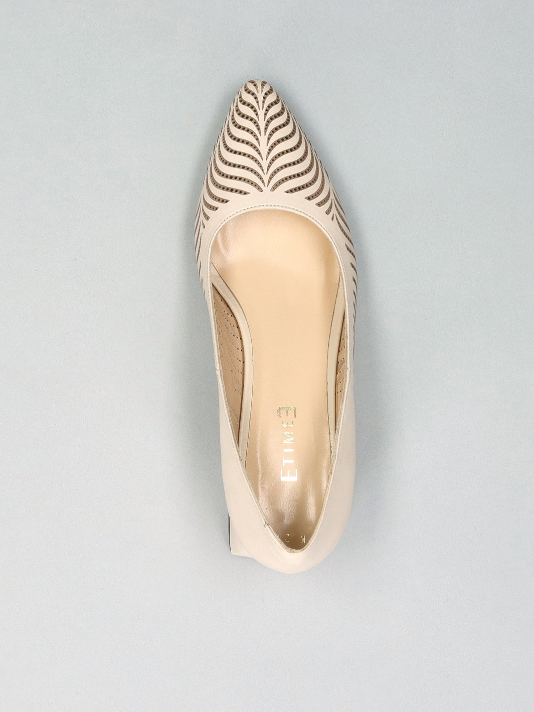 LEATHER PUMPS - BEIGE