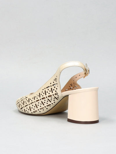 LEATHER SANDALS - BEIGE