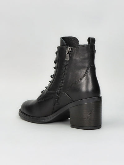 LEATHER ANKLE BOOTS - BLACK