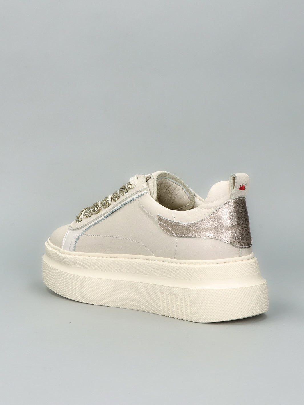 LEATHER SNEAKER - BEIGE