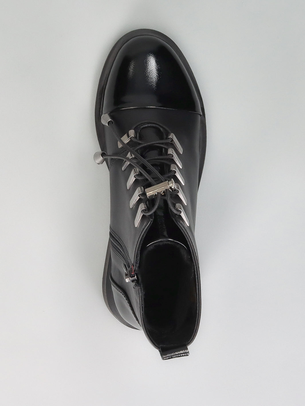 LEATHER ANKLE SHOES - BLACK