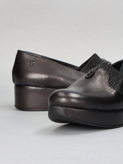 LEATHER LOW SHOES - BLACK