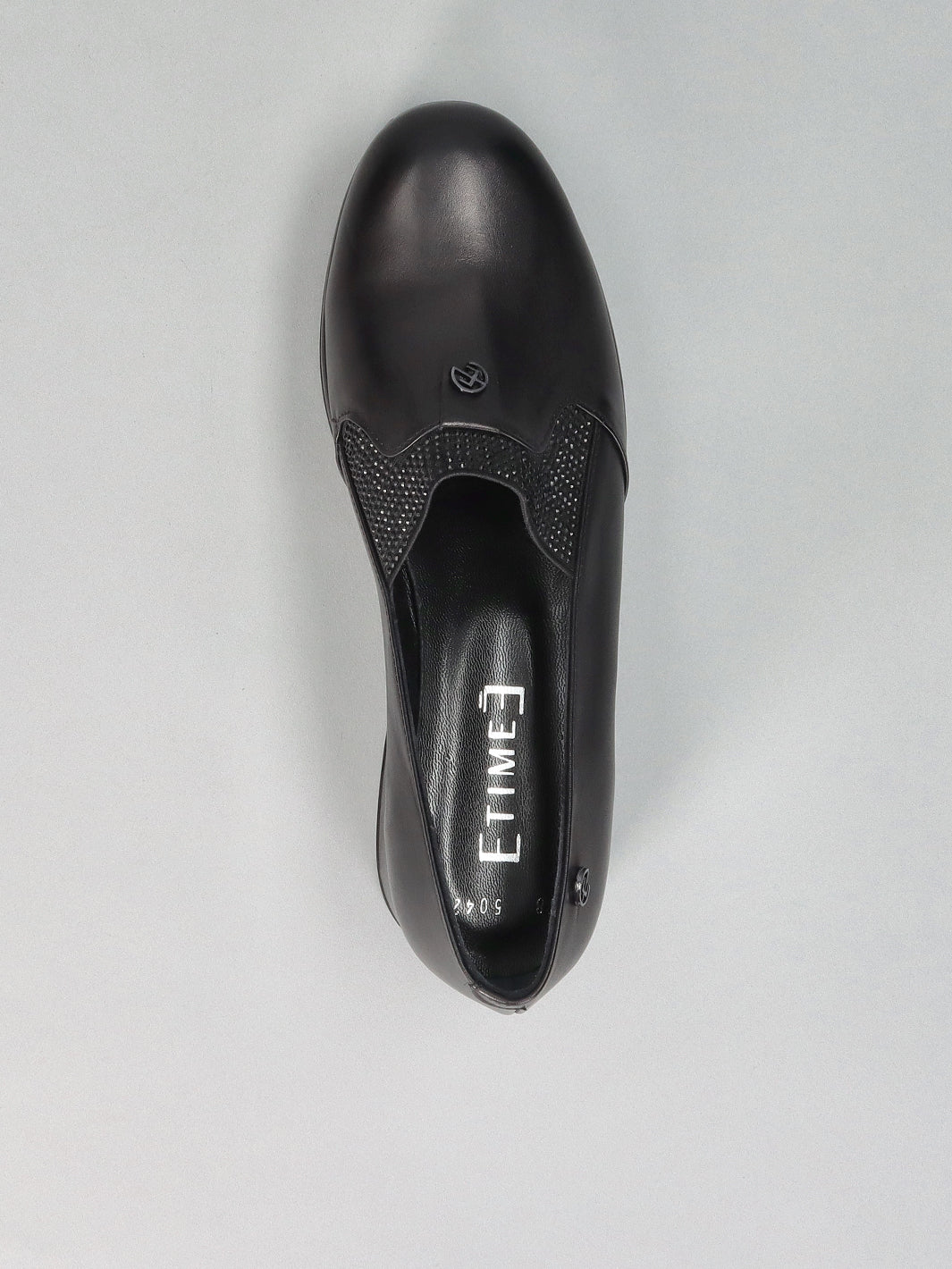 LEATHER LOW SHOES - BLACK