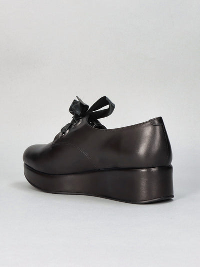 LEATHER LOW SHOES - BLACK