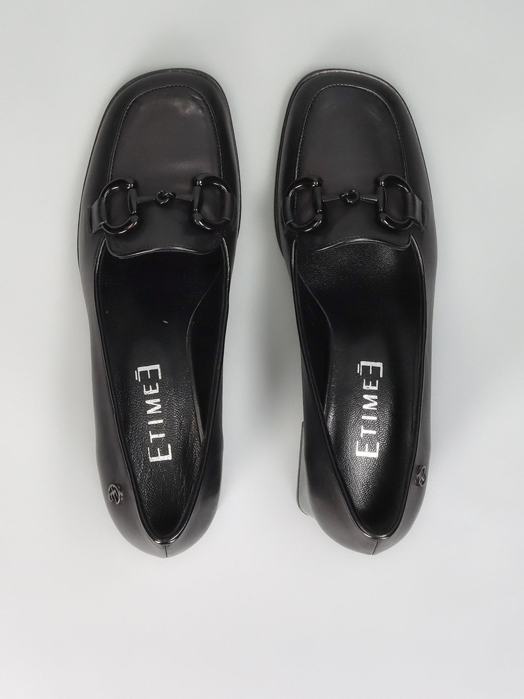 LEATHER LOW SHOES - BLACK