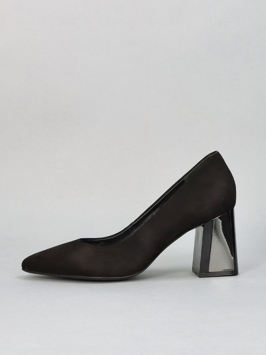 NUBUCK PUMPS - BLACK