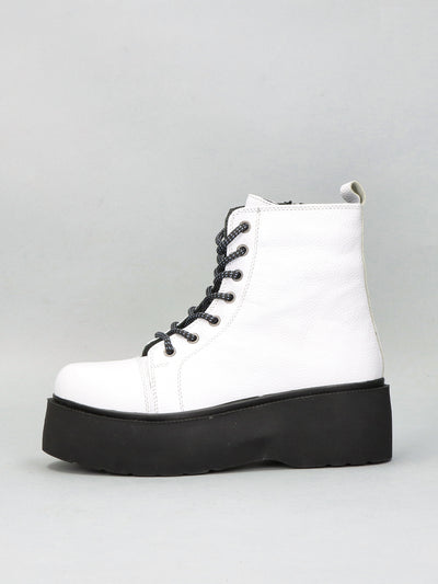 LEATHER ANKLE BOOTS - WHITE