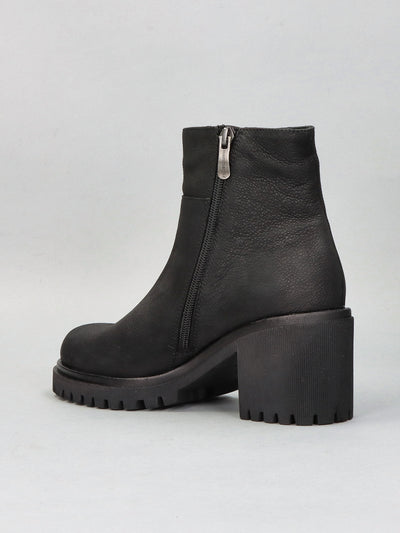 NUBUCK ANKLE BOOTS - BLACK