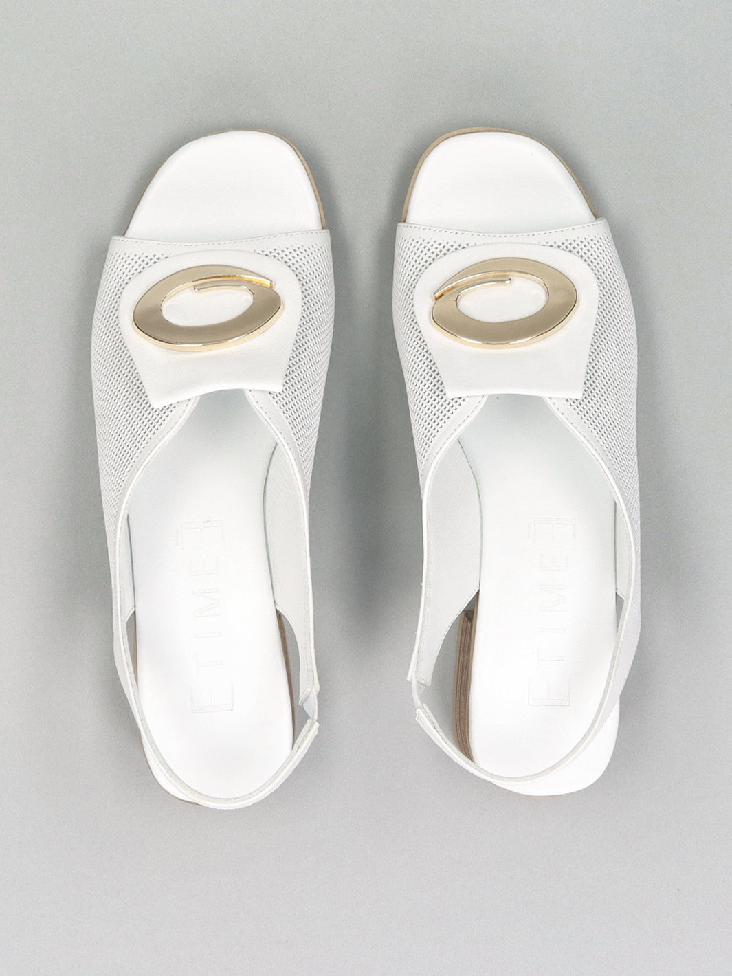 LEATHER SANDALS - WHITE