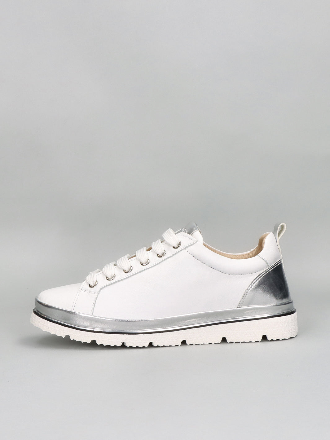 LEATHER SNEAKER - WHITE