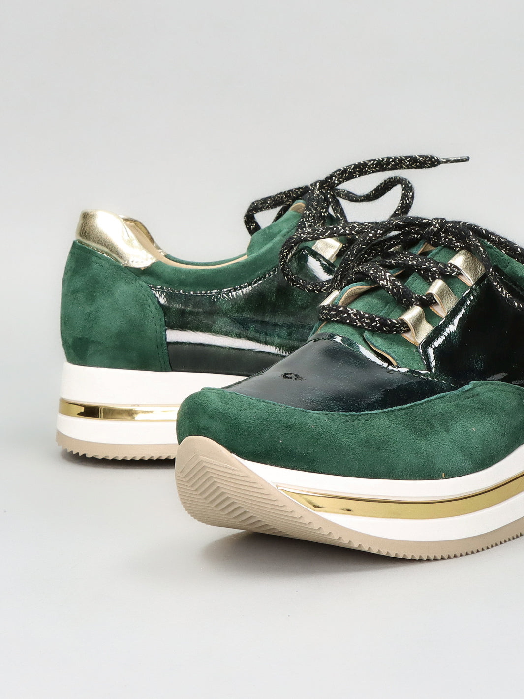 LEATHER SNEAKER - GREEN