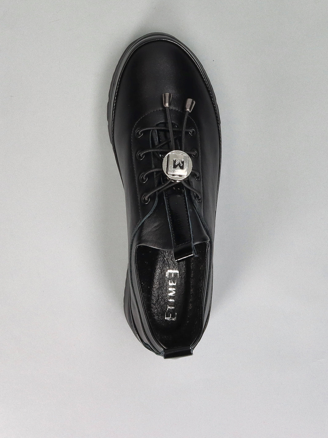 LEATHER LOW SHOES - BLACK