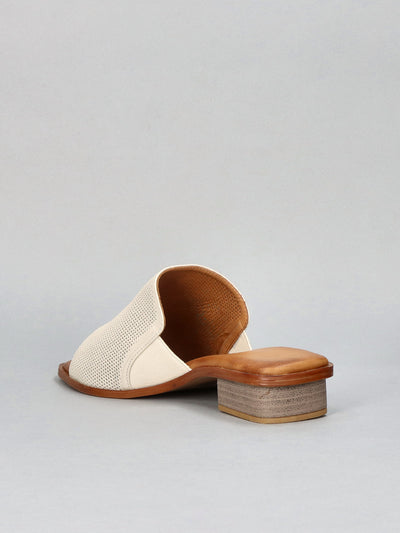 LEATHER SLIPPERS - BEIGE