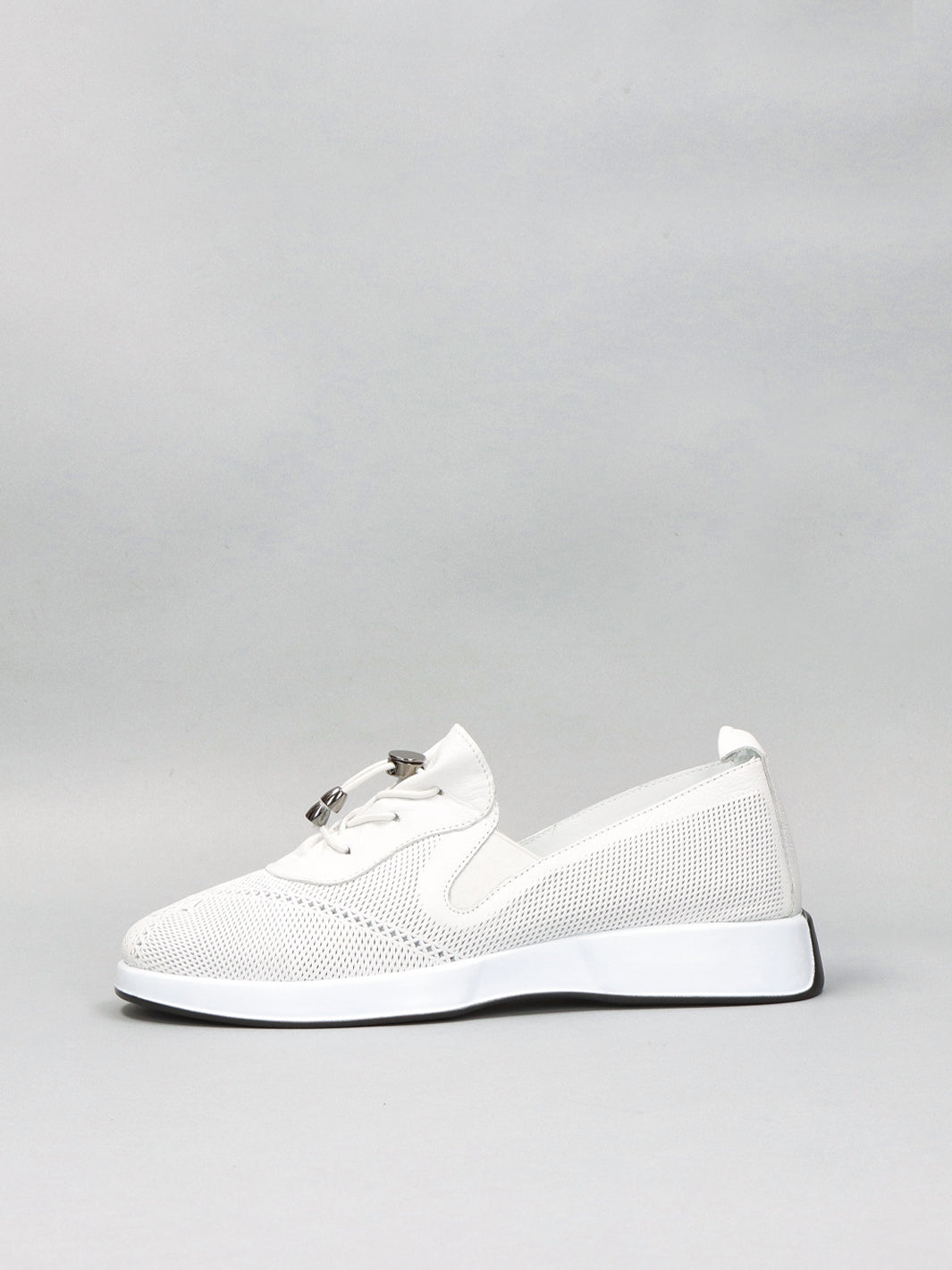 LEATHER LOW SHOES - WHITE