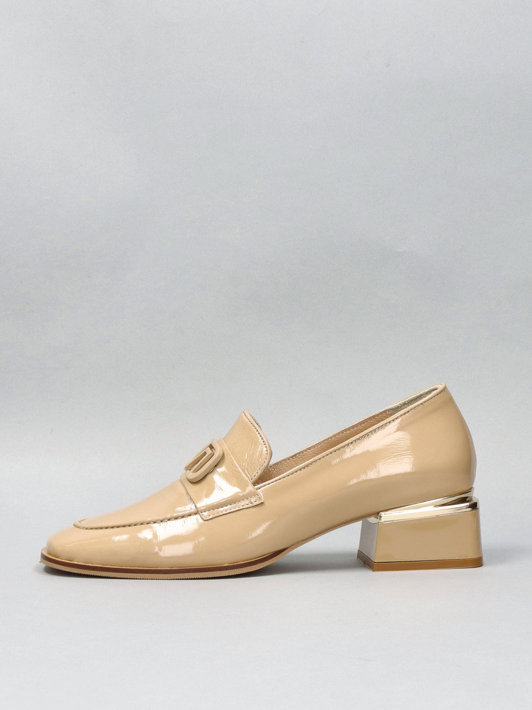 LEATHER LOW SHOES - BEIGE