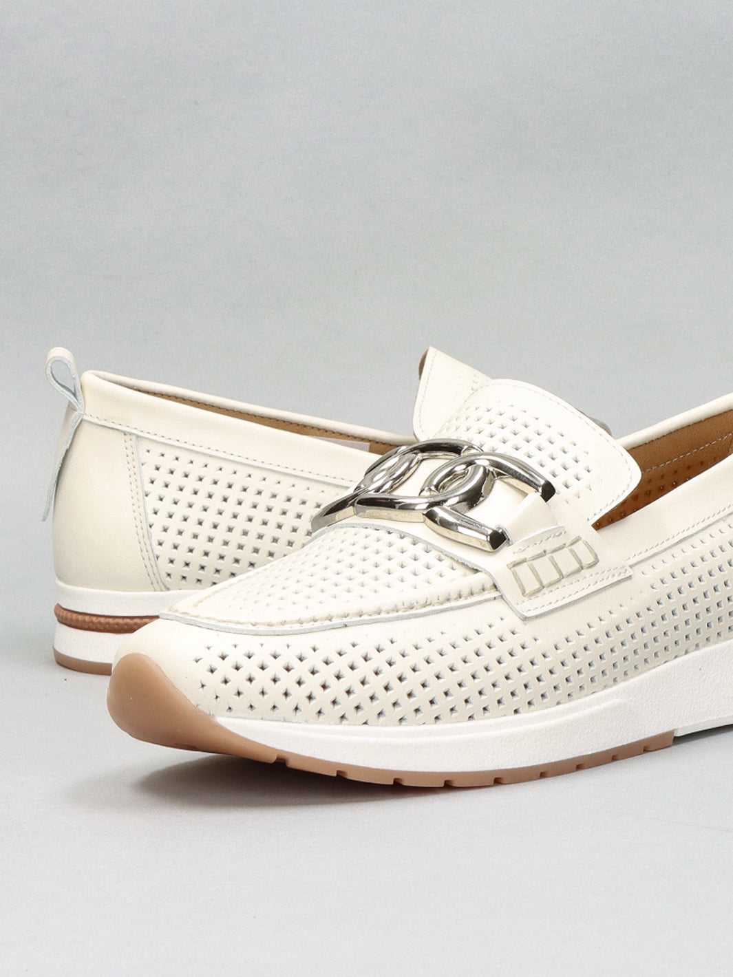 LEATHER LOW SHOES - BEIGE/WHITE